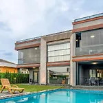 Andalus No Alcohol Allowed With Heated Pool *