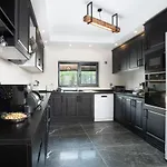 Andalus No Alcohol Allowed With Heated Pool Villa *