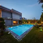 Andalus No Alcohol Allowed With Heated Pool Sapanca