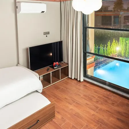 Andalus No Alcohol Allowed With Heated Pool Villa *