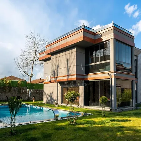 Villa Andalus No Alcohol Allowed With Heated Pool