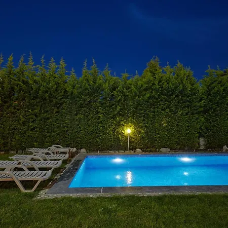 וילה Andalus No Alcohol Allowed With Heated Pool *